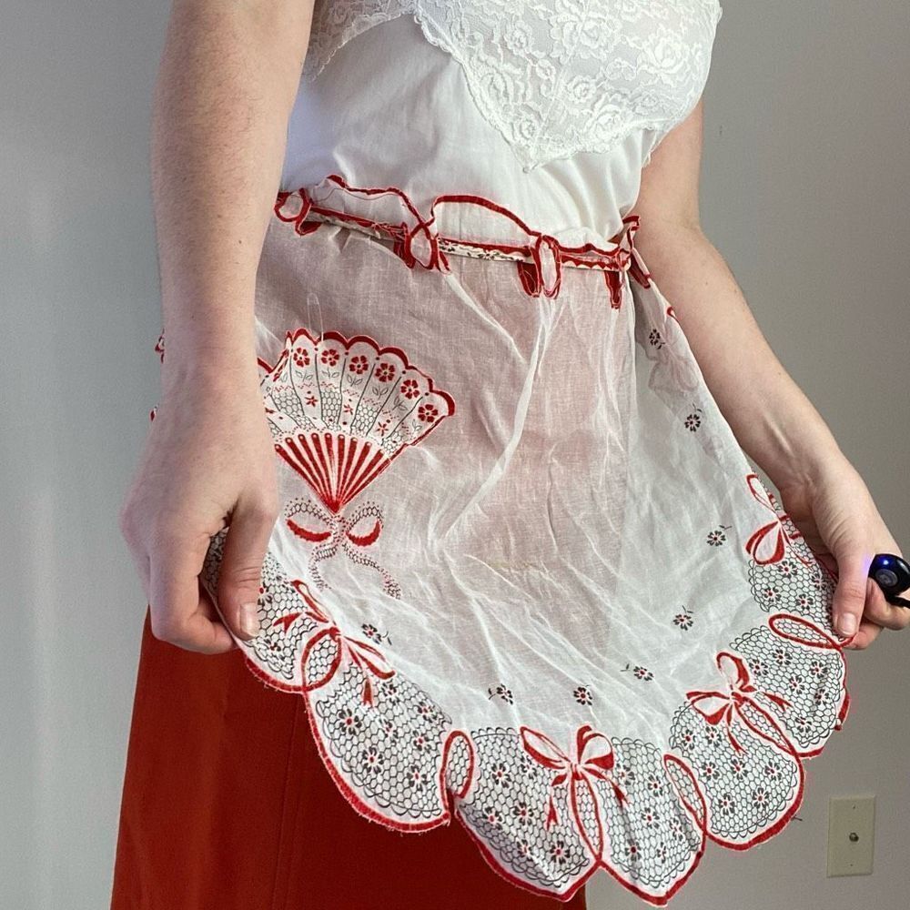 VTG 40s / 50s Sheer Fan and Bow Design Pocketed Fashion Apron for Wear or Upcycl - Picture 6 of 7